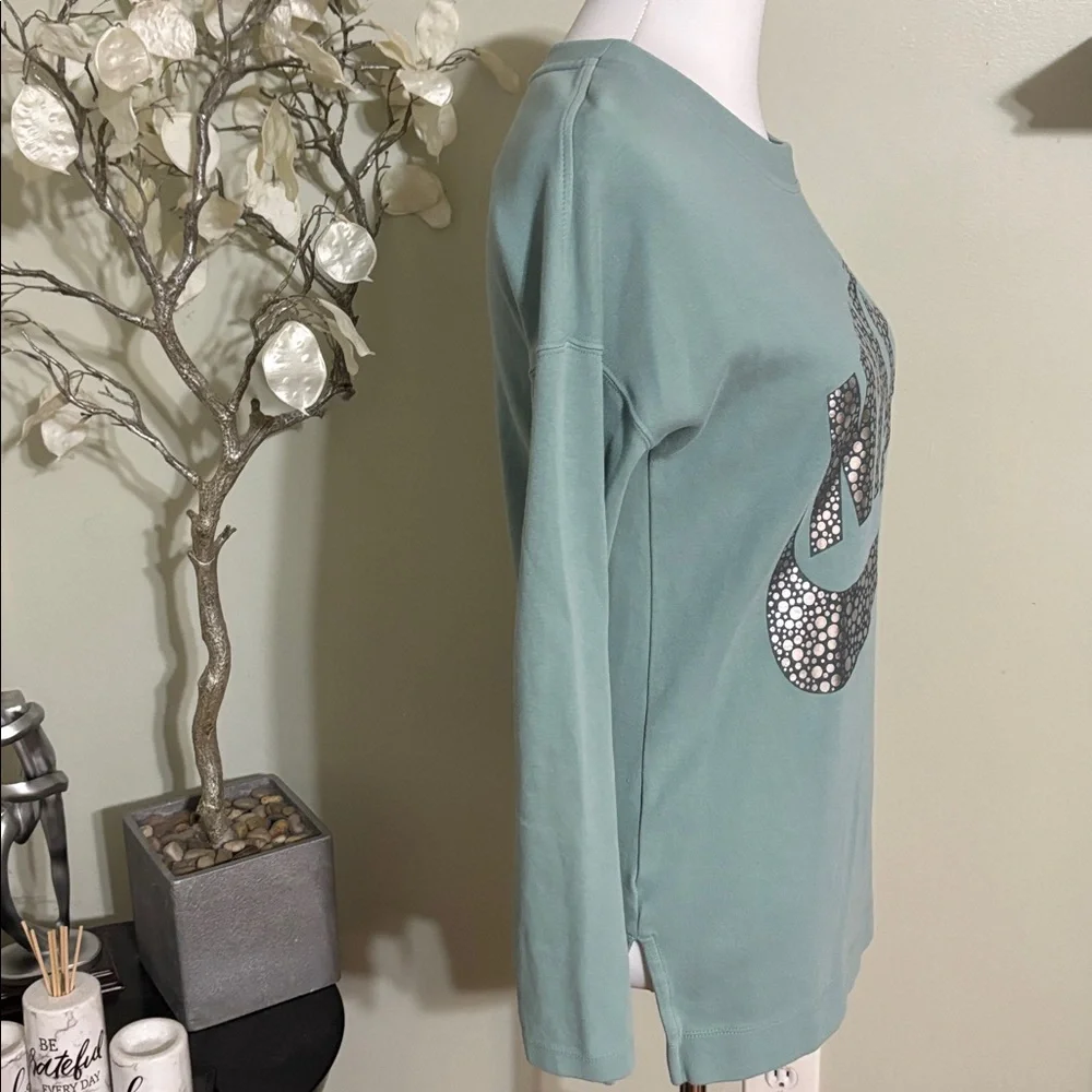 Nike Teal Long Sleeve Top Silver Logo